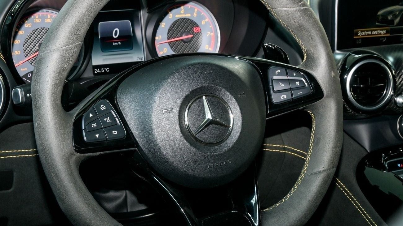 Mercedes-Benz AMG GTR V8 Biturbo