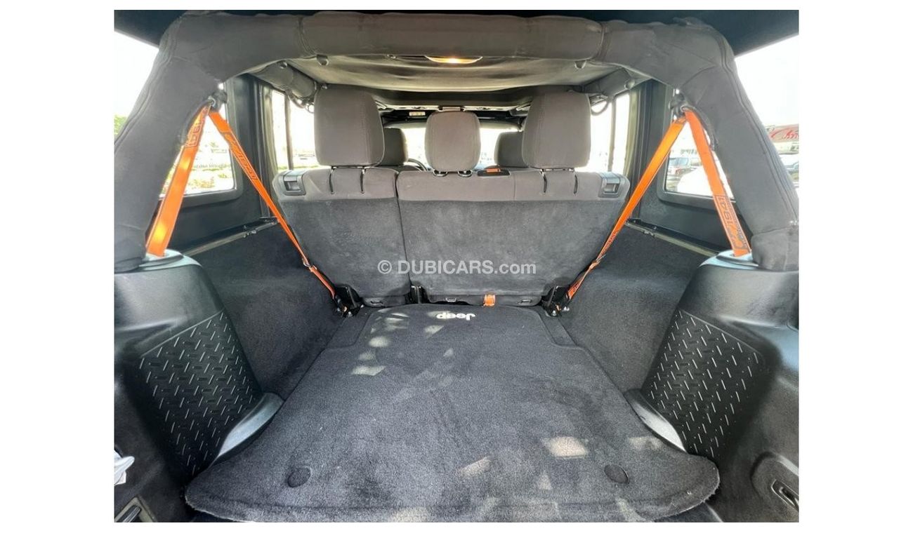 جيب رانجلر JEEP WRANGLER RUBICON GCC 2015 ON PERFECT CONDITON