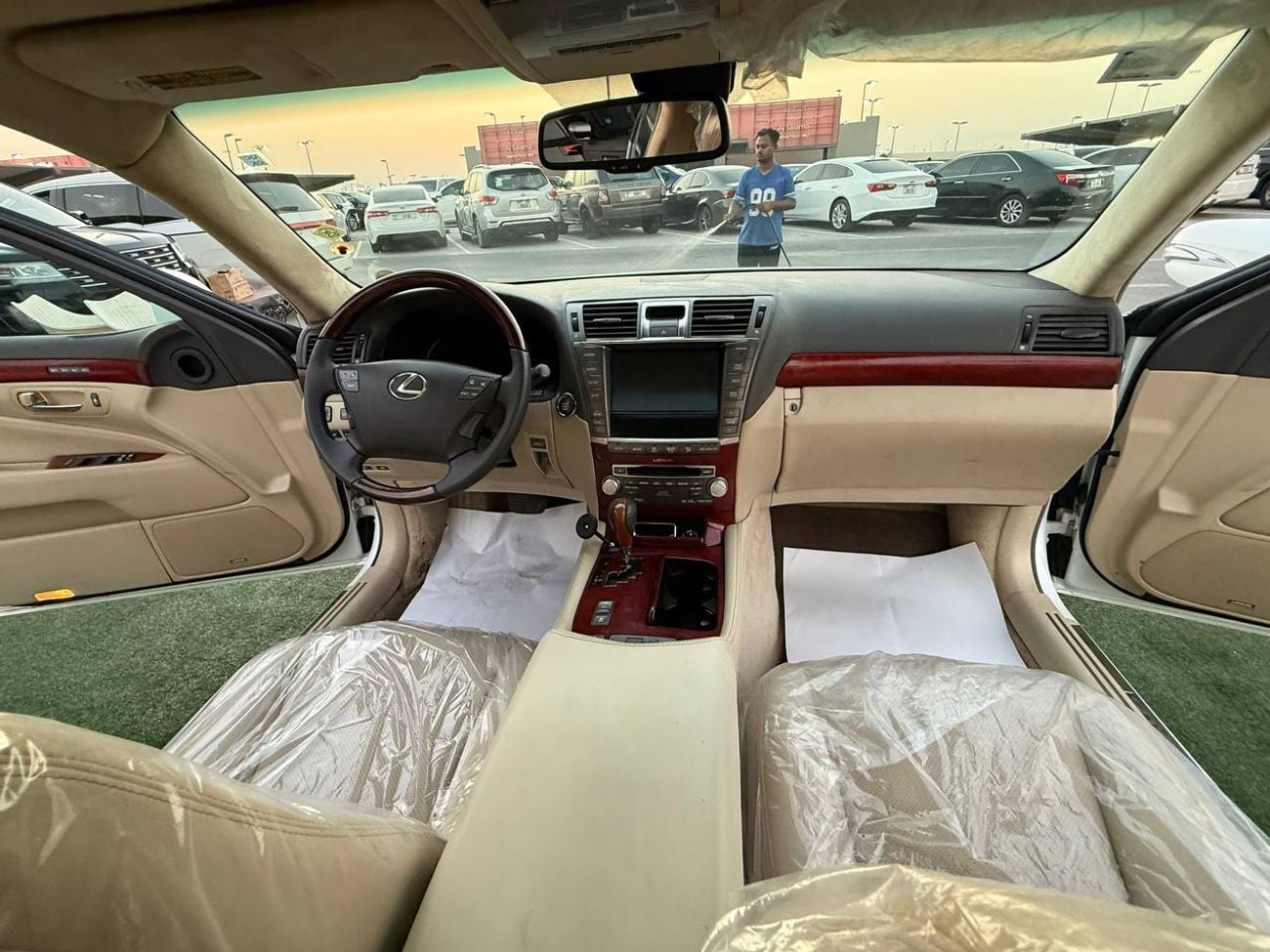 Lexus LS460 SWB luxury, comfort, and performance