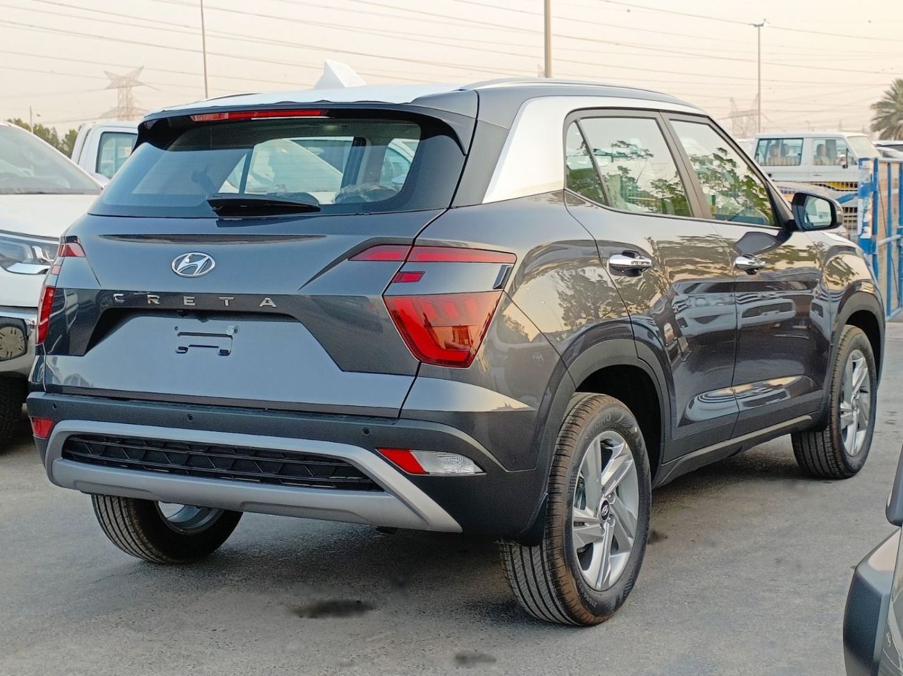 Hyundai Creta PREMIER PLUS/1.5L V4 A/T/FULL OPTION/8" DISPLAY AUDIO/RR CAMERA/PUSH START PANAROMIC SUNROOF/CODE# C