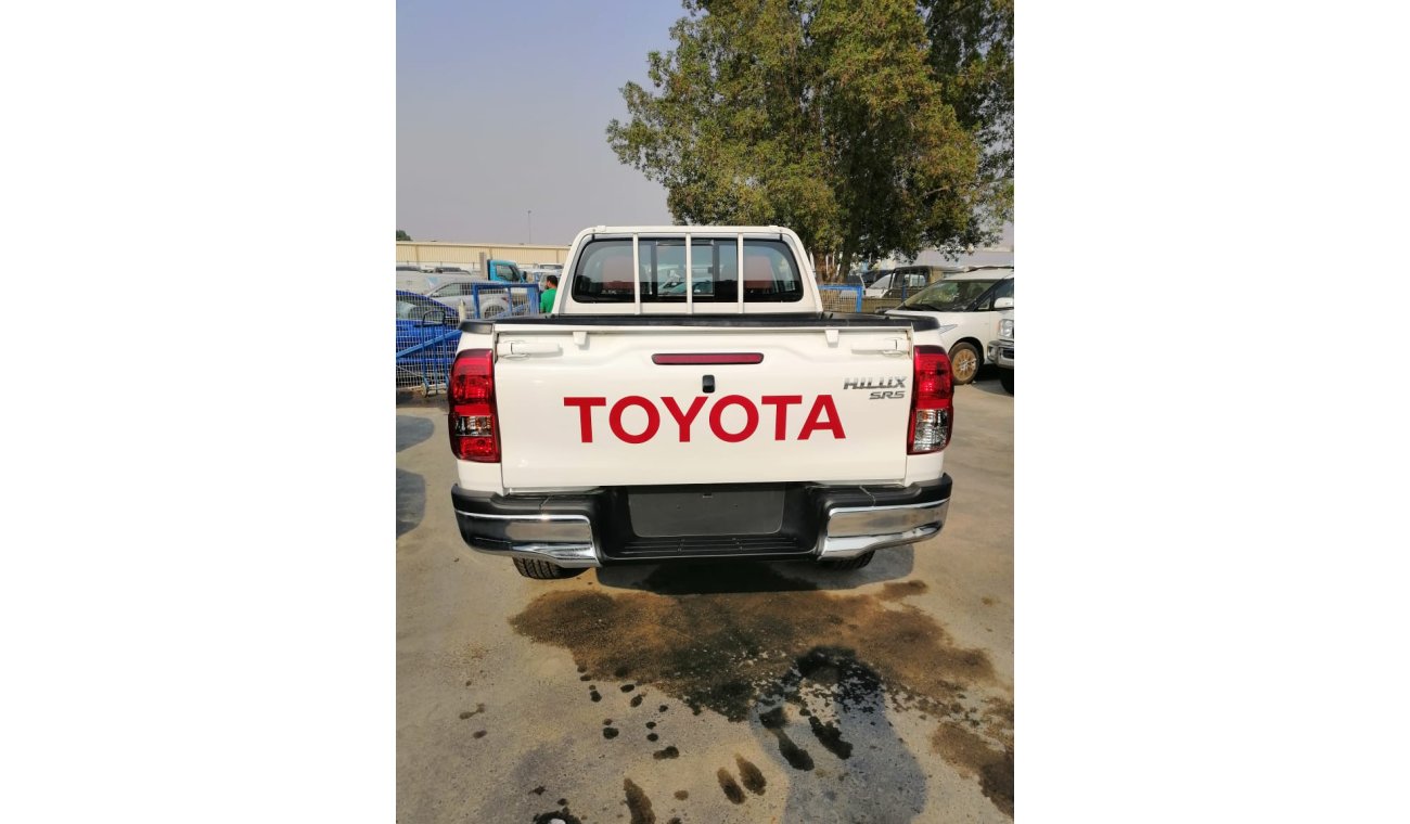 Toyota Hilux 2.7 full option automatic