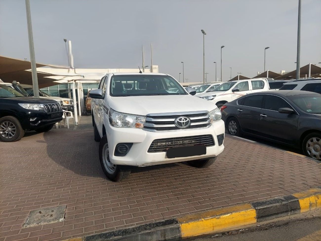 تويوتا هيلوكس DC 2.4L 4WD DIESEL MANUAL TRANSMISSION