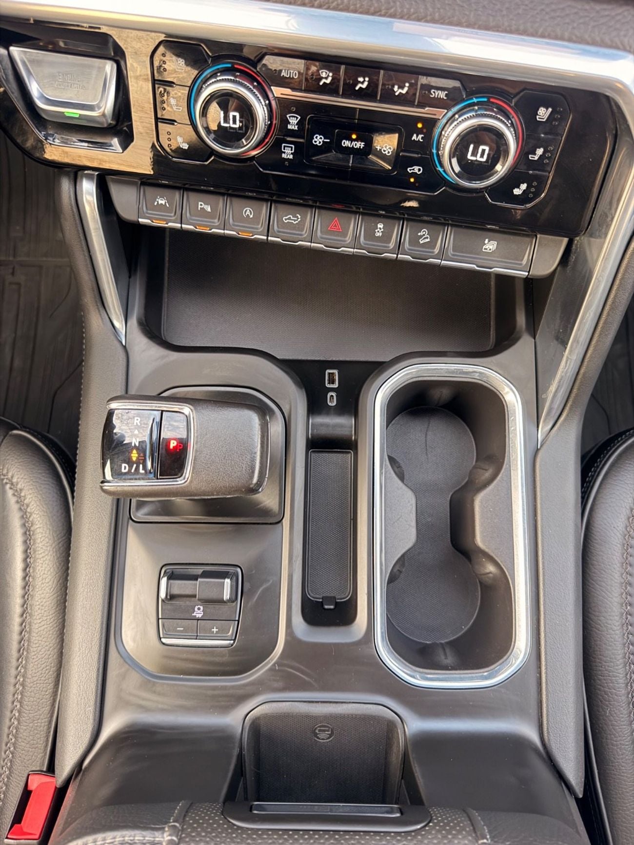جي أم سي سييرا Full option sunroof, 360 cameras, leather electric seats 2022