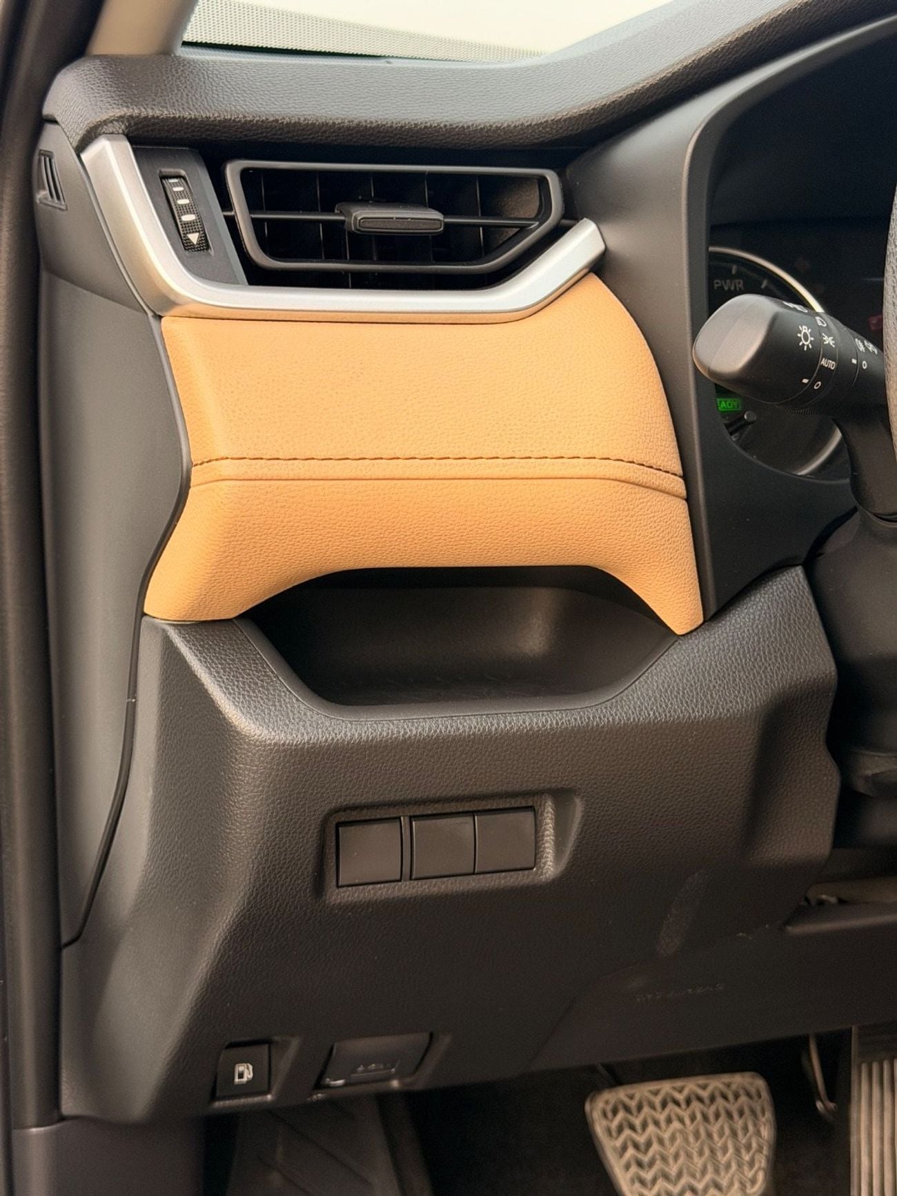 Toyota RAV4 Hybrid 2.5 GCC 2025