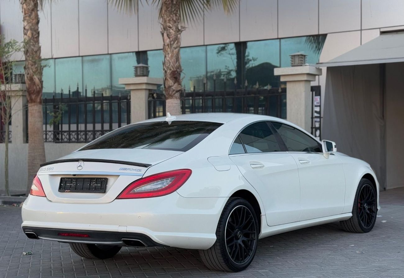 مرسيدس بنز CLS 500 Std 4.7L