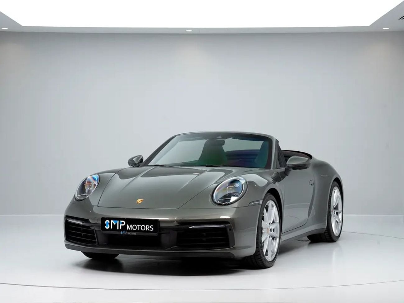 Porsche 911 Al Naboodah WARRANTY till April | Carrera 4