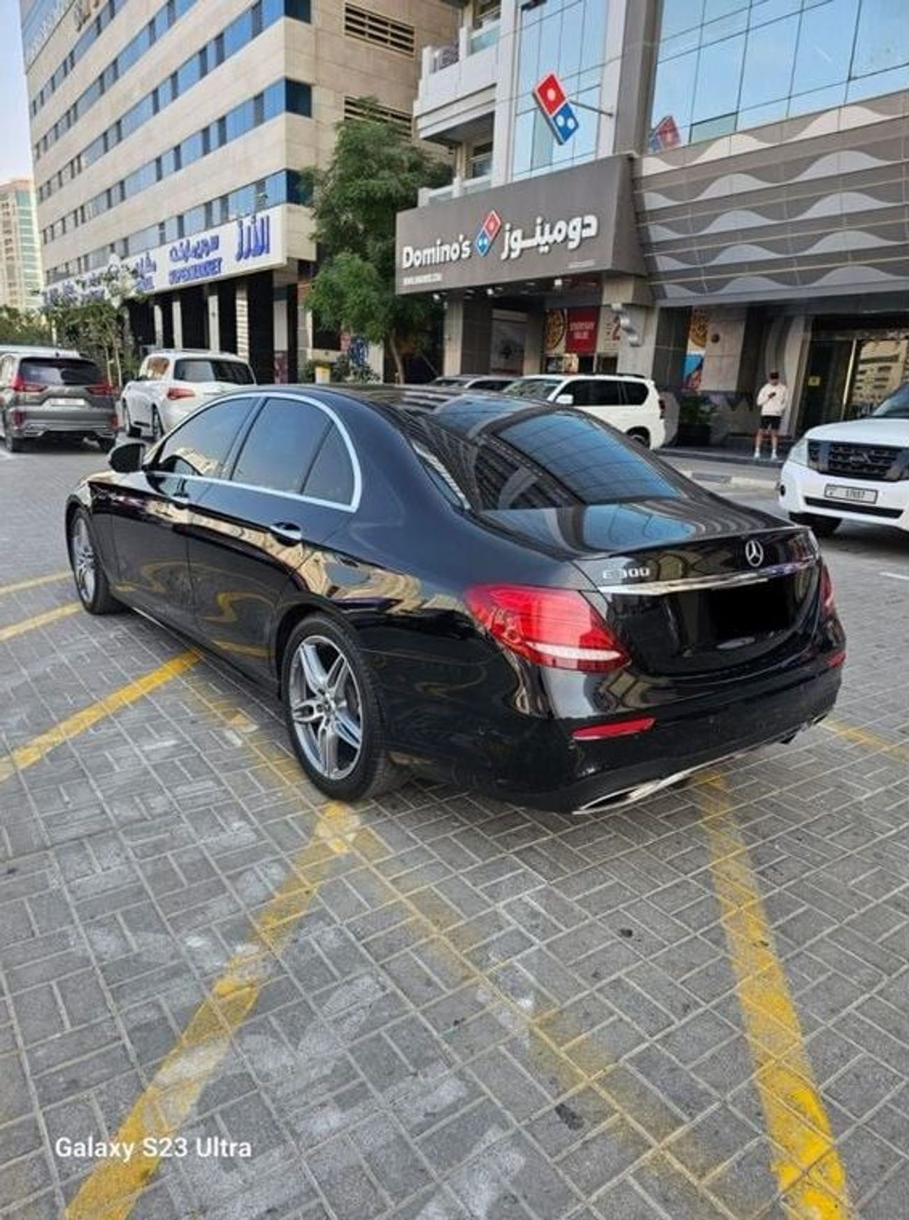 Mercedes-Benz E300 Panoramic