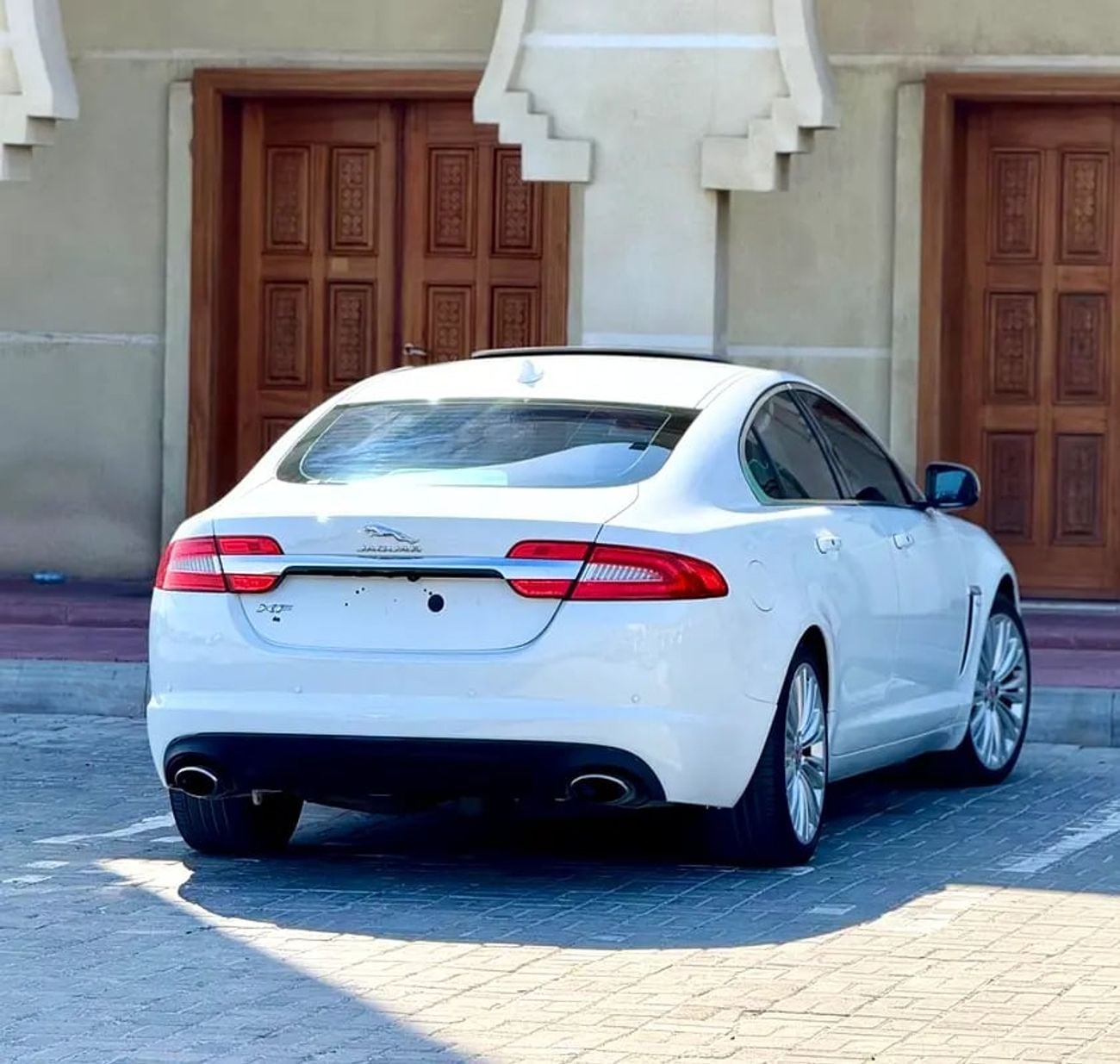 Jaguar F-TYPE جاكوار FX خليجي V6 سوبر تشارج موديل فل اوبشن