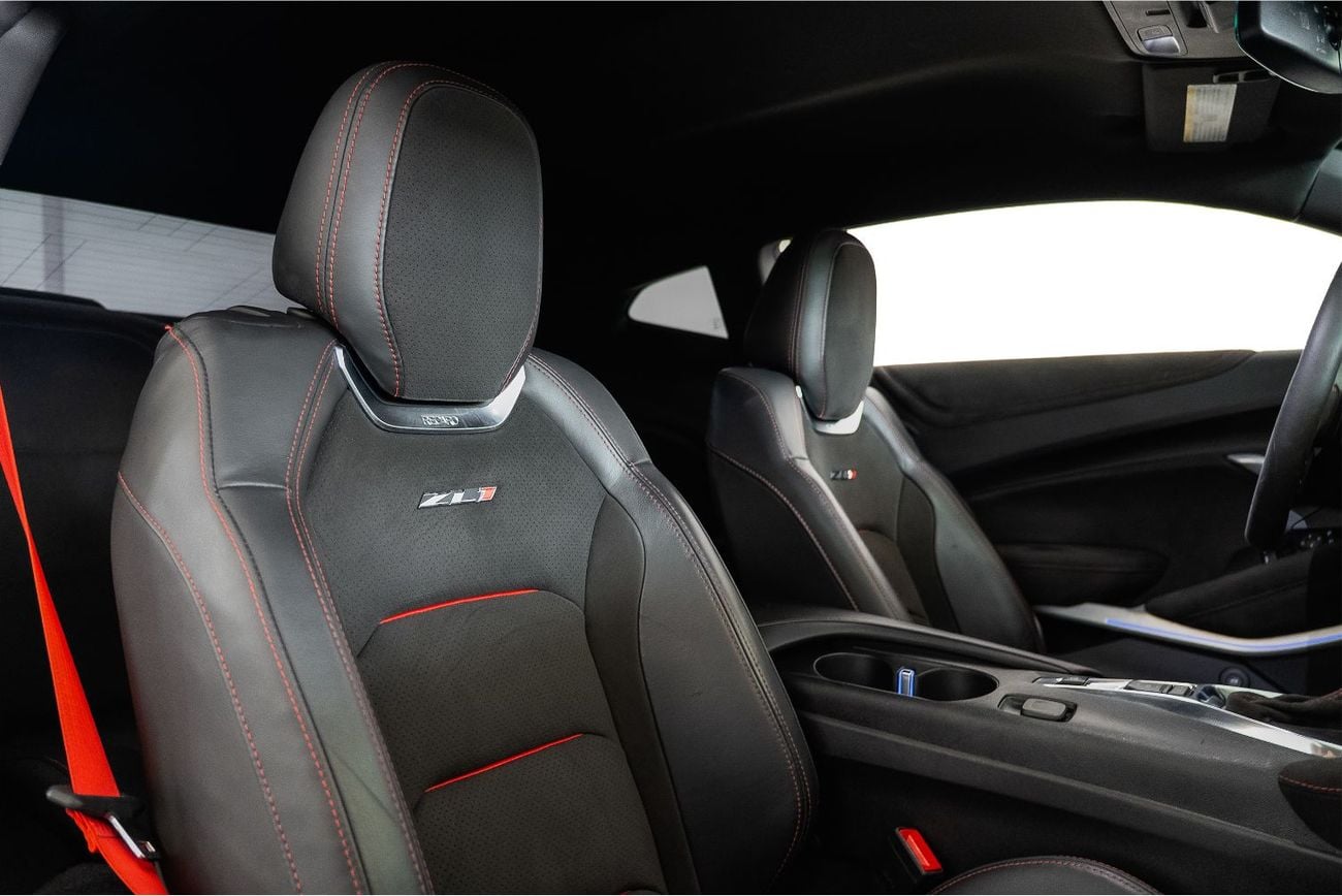 شيفروليه كامارو ZL1 CARBON FIBER ZL1