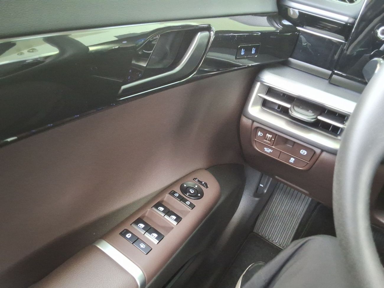 هيونداي أزيرا 2023 HYUNDAI GRANDEUR (AZERA) 2.5CC EXCLUSIVE