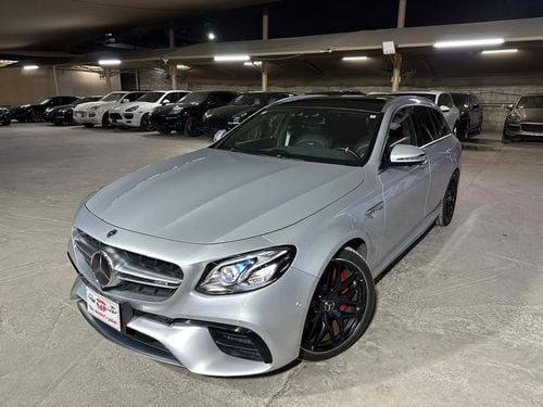 Mercedes Benz E63 AMG S | FULL SERVICE HISTORY | PANORAMIC ROOF | BURMESTER SOUND