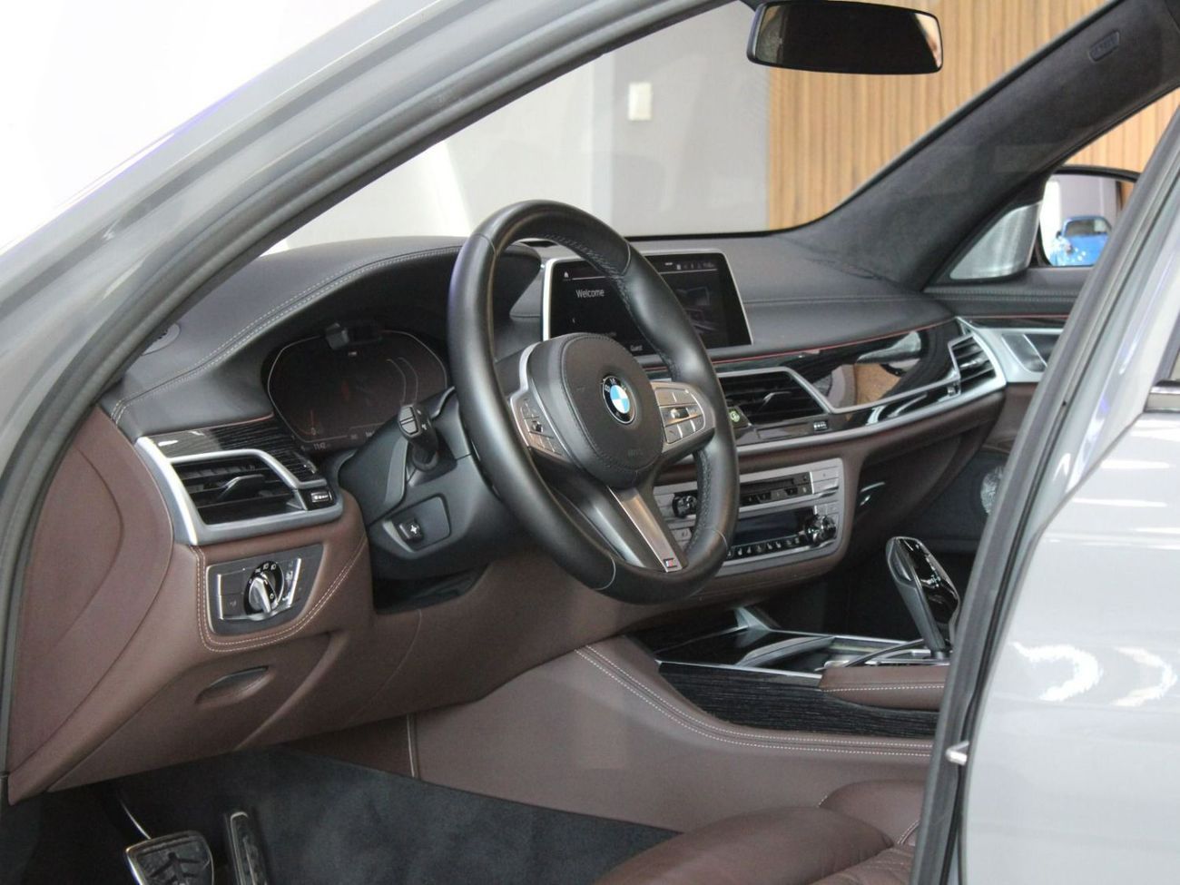 BMW 750Li XDrive - GCC
