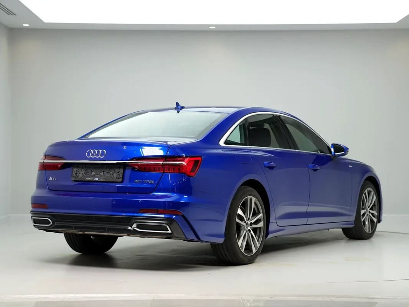 Audi A6 40 TFSI S-LINE GCC Specs Low Mileage S line