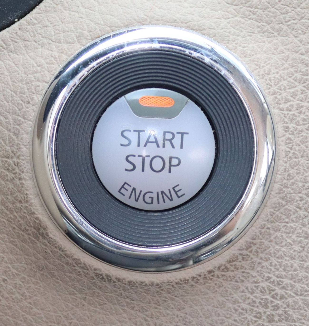 نيسان ألتيما نيسان ألتيما 2018 خليجى بحاله ممتازه ممشى 123000 كم بمحرك سعته 2500سى سى بسعر 35000درهم