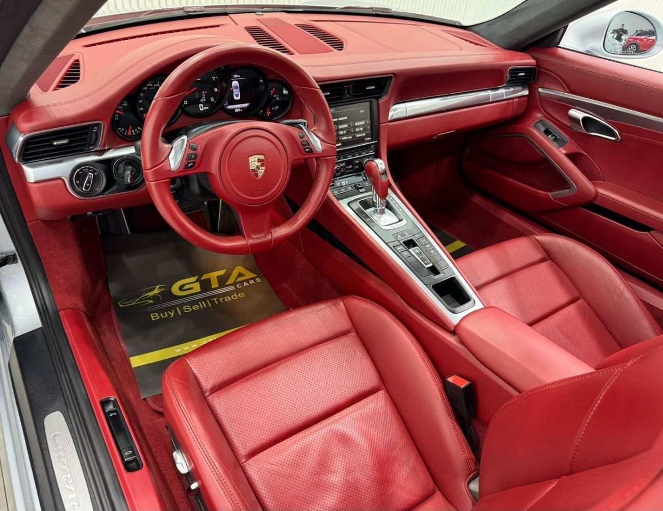 بورش 911 Carrera 3.4L Coupe 2015 Porsche 911 Carrera, Full Service History, Excellent Condition, GCC