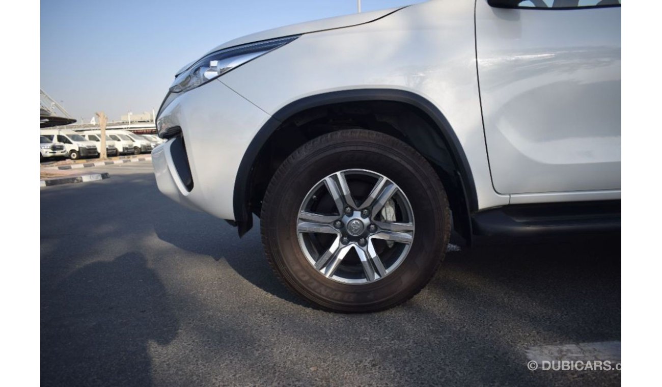 Toyota Fortuner 2018 SR-5 BRAND NEW GCC SPECS THREE YEARS WARRANTY