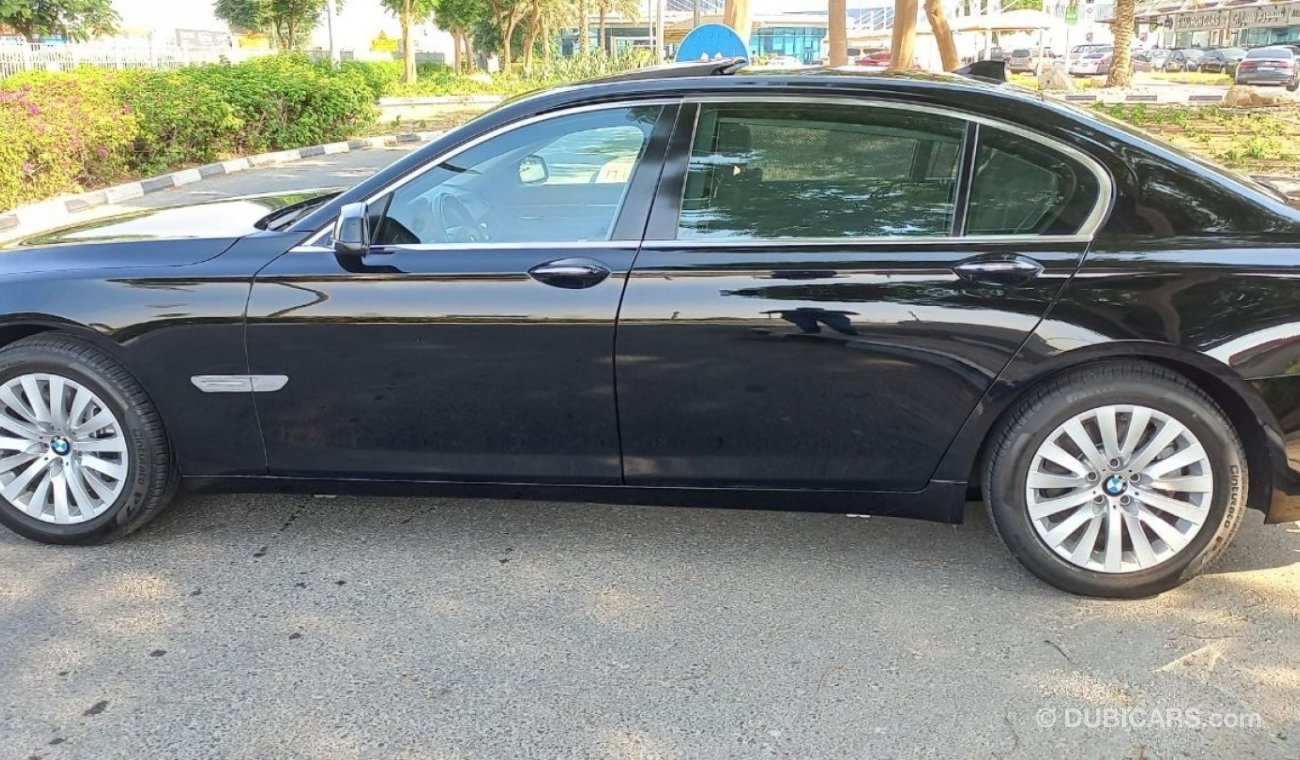 بي أم دبليو 730 BMW 730 LI