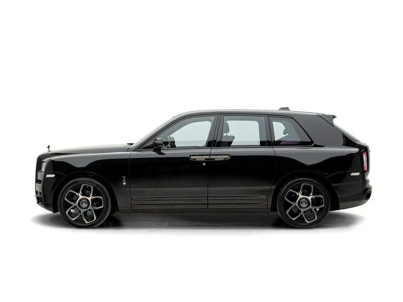 أودي RS2 Black Badge | GCC Spec | Bespoke Interior