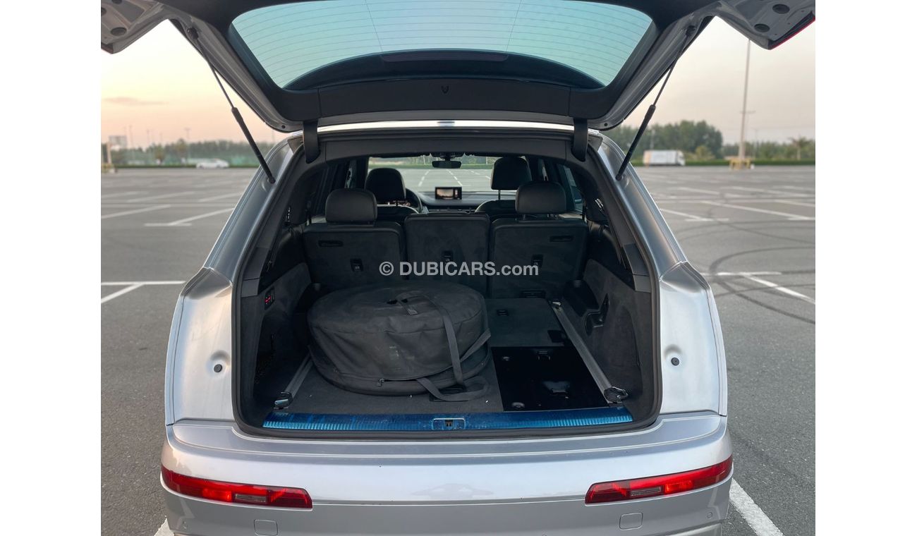 Audi Q7 45 TFSI quattro S-Line GCC