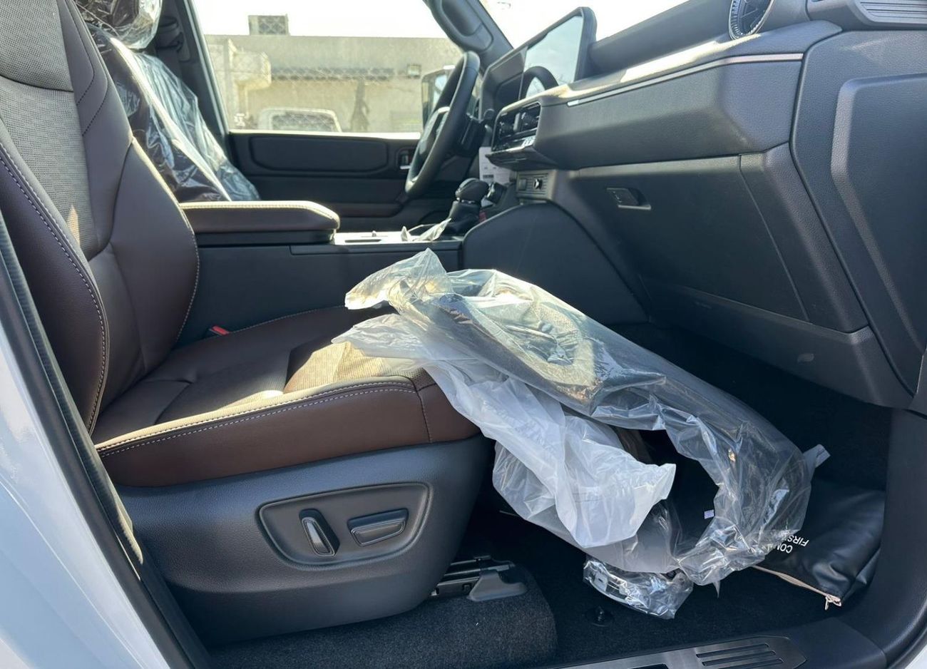 Toyota Prado Adventure Dual Tone 2.4T