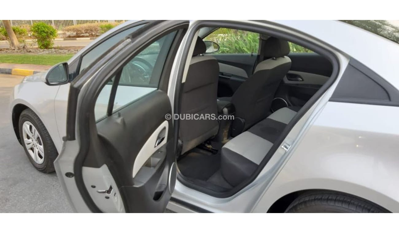 Chevrolet Cruze CHEVROLET CRUZE ///2016/// ////-	Full Service History in the Dealership//// SPECIAL OFFER////////// 