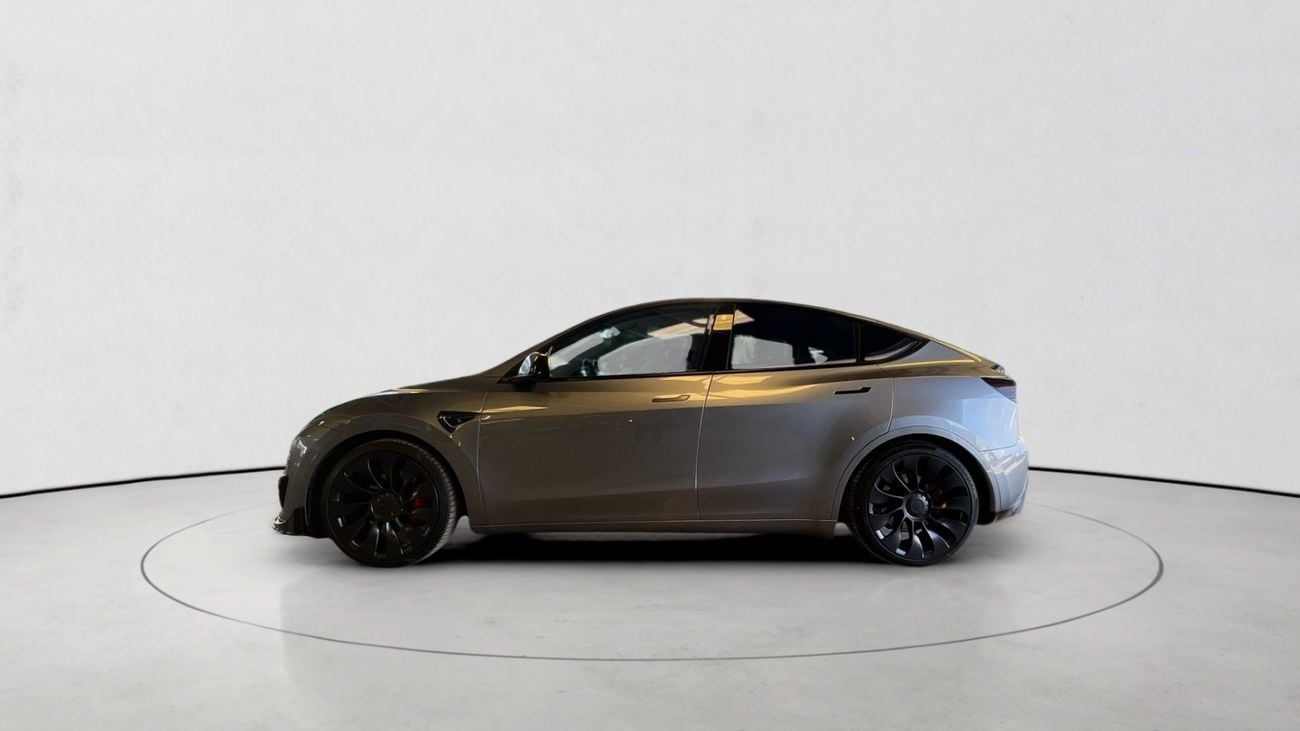 تسلا موديل Y Performance (Dual Motor) | شامل الضمان | 0 ﺪﻔﻋﺓ ﺃﻮﻟﻯ