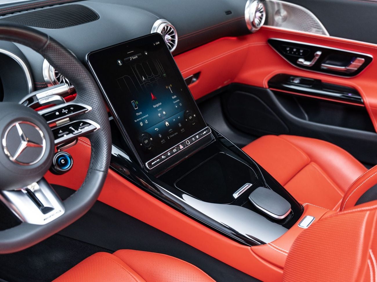 مرسيدس بنز SL 43 AMG رودستر اشترِ الآن، وادفع في عام ٢٠٢٧ | معيار بلاك لاين | ضمان مرسيدس ٢٠٣٠ + عقد خدمة، دول مجلس التعاون الخل