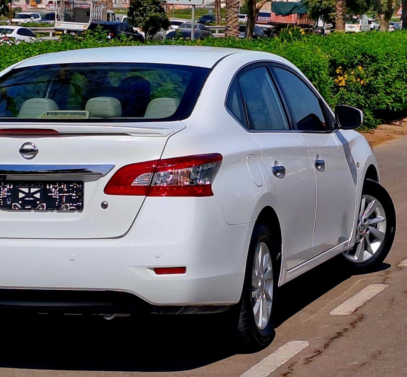 Nissan Sentra SV 530X36 Monthly I GCC l 1.8L, Cruise, GPS I Accident FREE