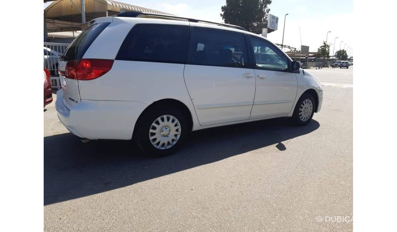 Toyota Sienna 2007 For urgent SALE PASSING FROM RTA DUBAI