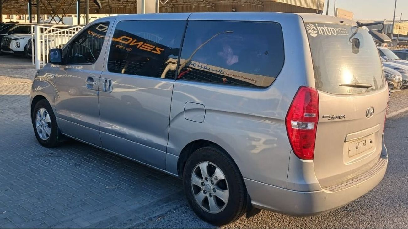 Hyundai H1 Starex