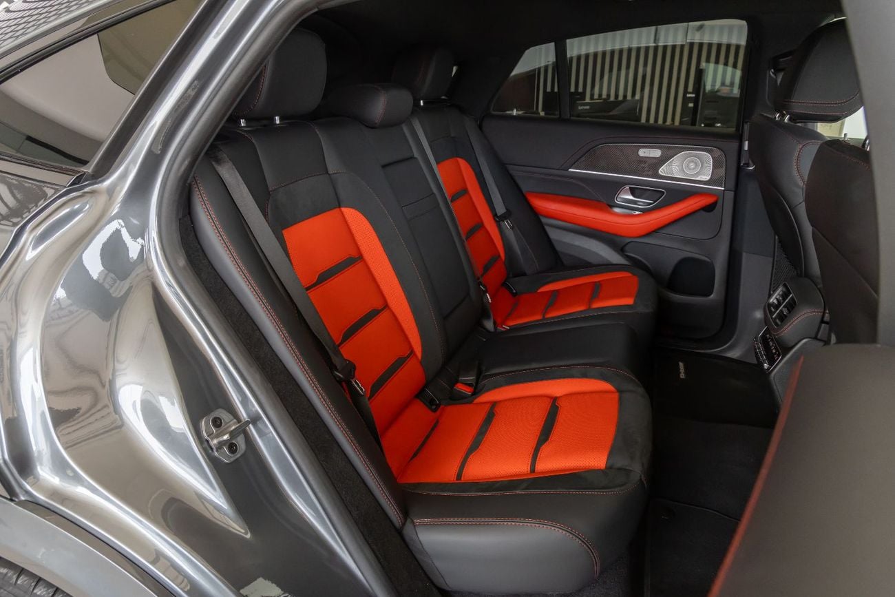 Mercedes-Benz GLE 53 AMG AMG 4MATIC+ *Special Offer* Mercedes-Benz GLE 53 AMG | Fully Loaded | Gargash Auto Warranty and Serv