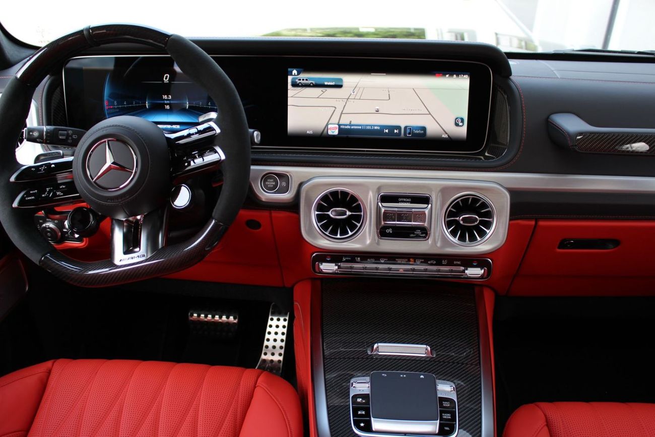 مرسيدس بنز G 63 AMG ميرسيدس بنز 4.0 لتر - 8 سلندر