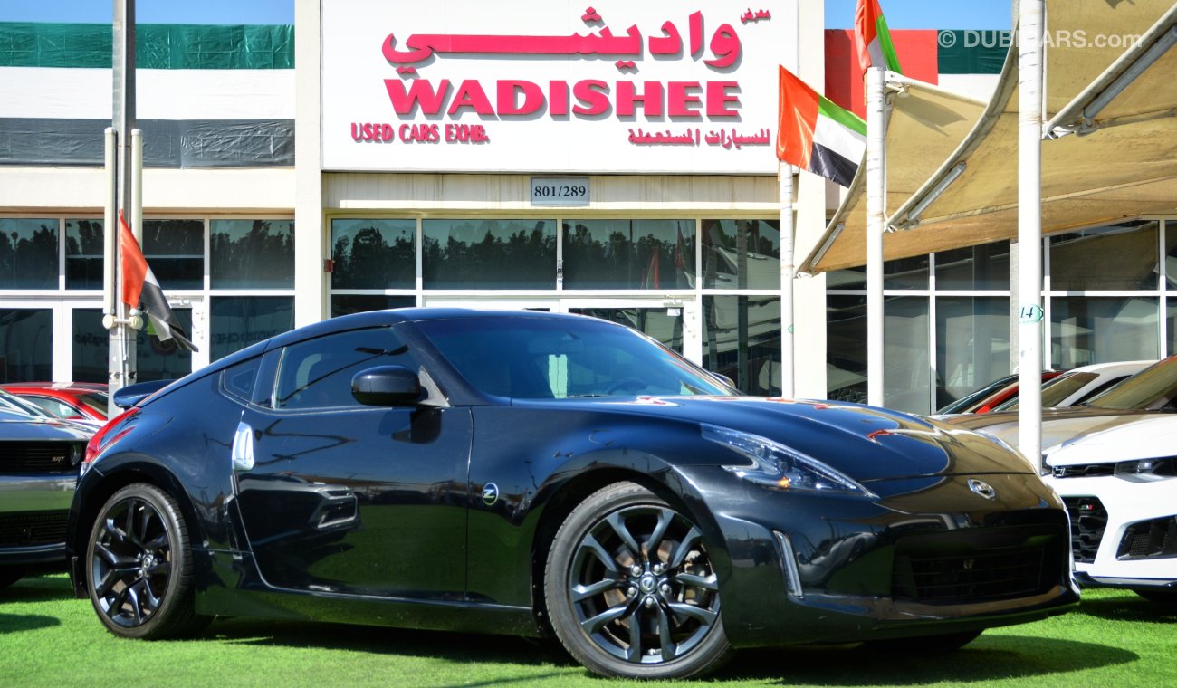 نيسان 370Z Nissan 370z V6 2016/Original Leather Seats/Very Good Condition