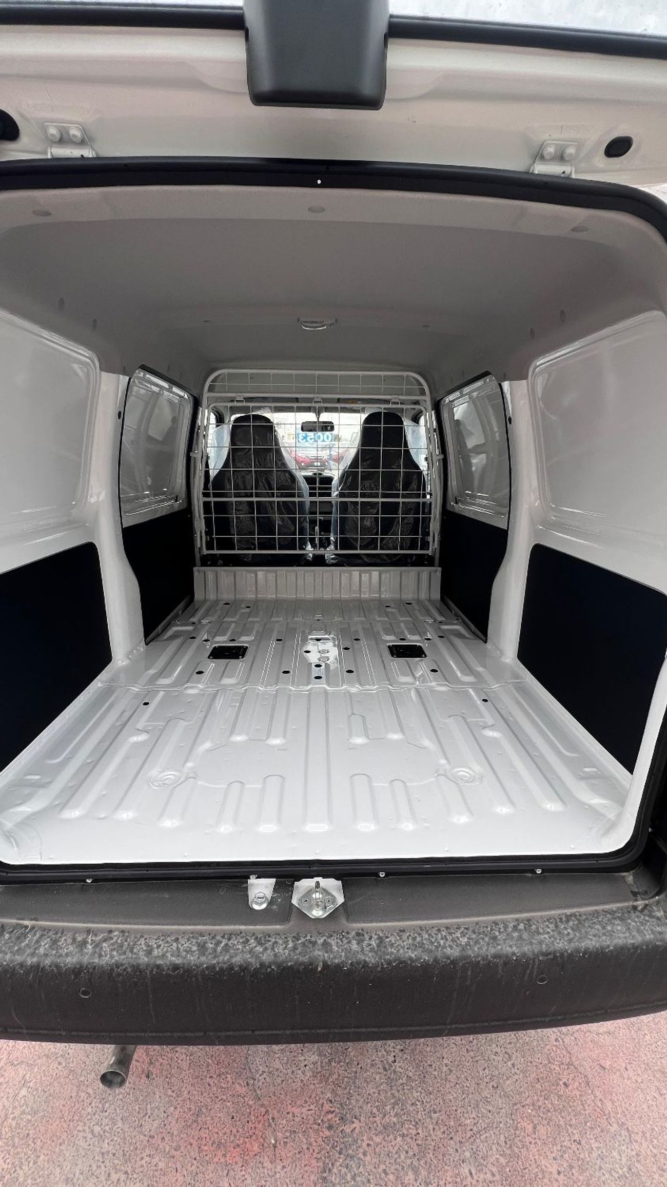 Suzuki EECO Suzuki EECO Cargo VAN 1.2