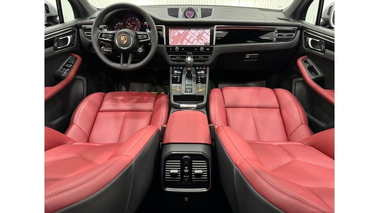 بورش ماكان *Brand New* 2024 Porsche Macan S, 2026 Porsche Warranty, Full Options, Delivery Kms, GCC