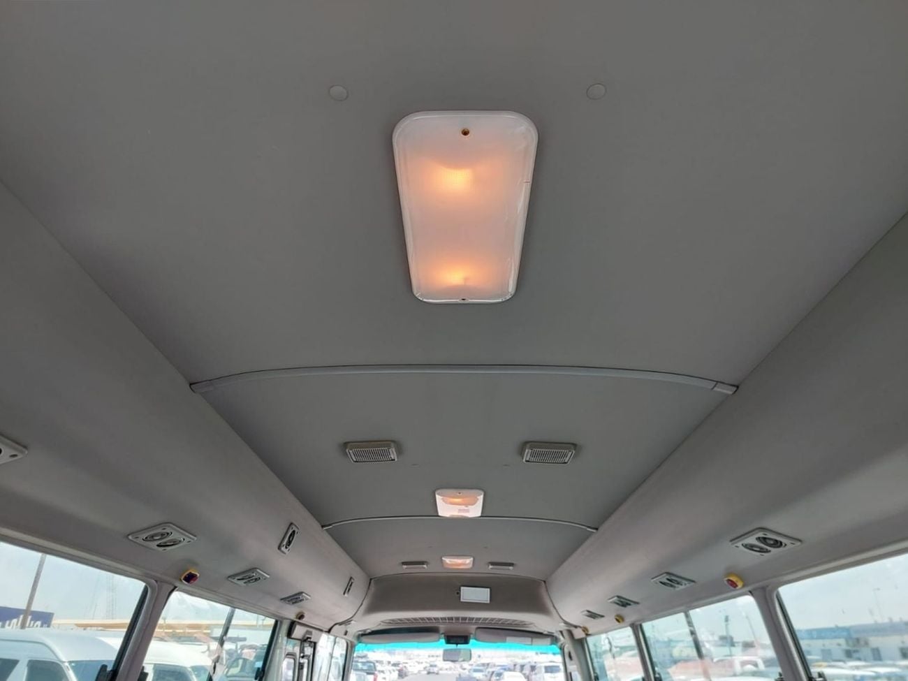 Toyota Coaster TOYOTA COASTER BUS RHD 2010 MODEL 4.0 L DIESEL AUTOMATIC(PM55303)