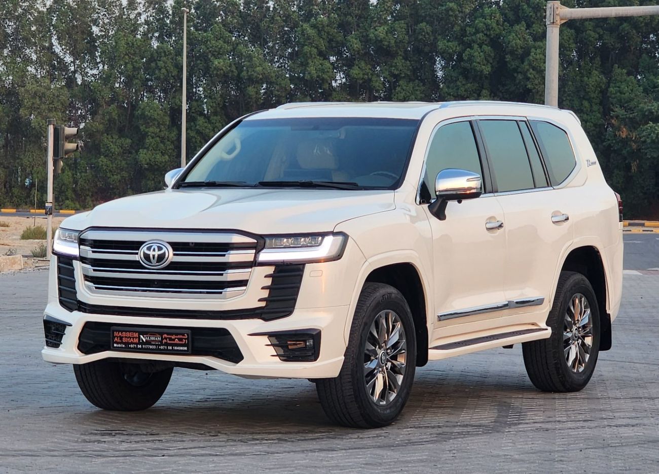 Toyota Land Cruiser VX.R V8  5.7  upgrade 2024