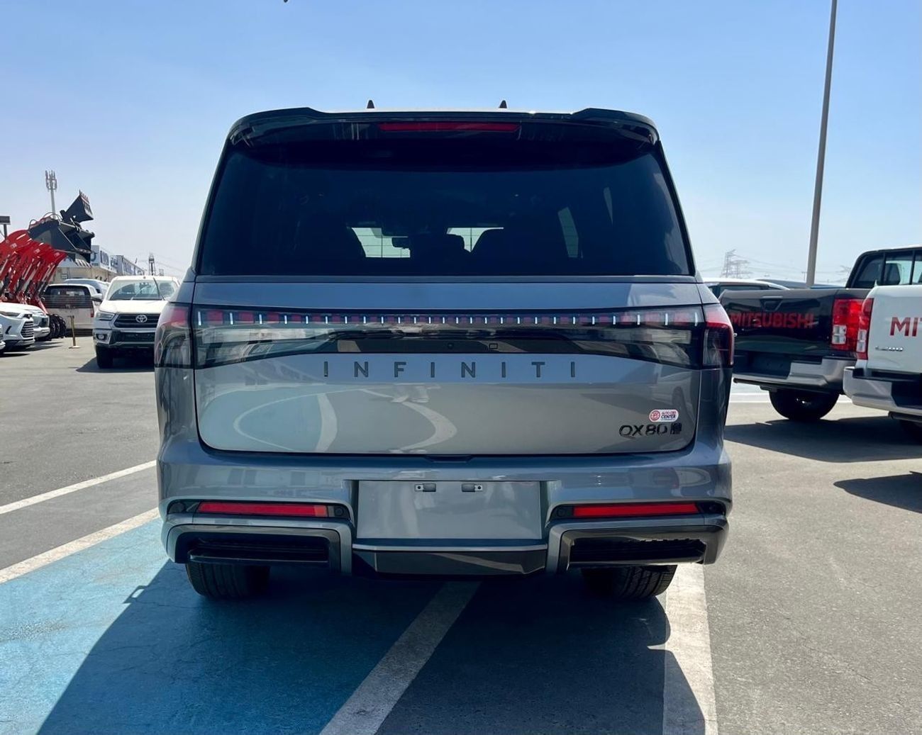 Infiniti QX80 Autograph Captain Chairs 3.5L Best Price for Export! Brand NEW!!! Canada