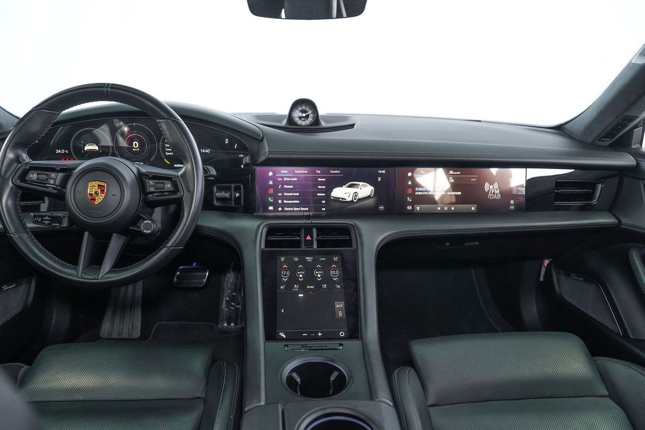 بورش تايكان Turbo S (761 HP)