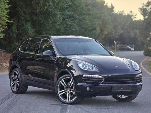 بورش كايان PORSCHE CAYENNE 2014 KOREAN //V8 DIESEL // FULL OPITION // GOOD CONDITION