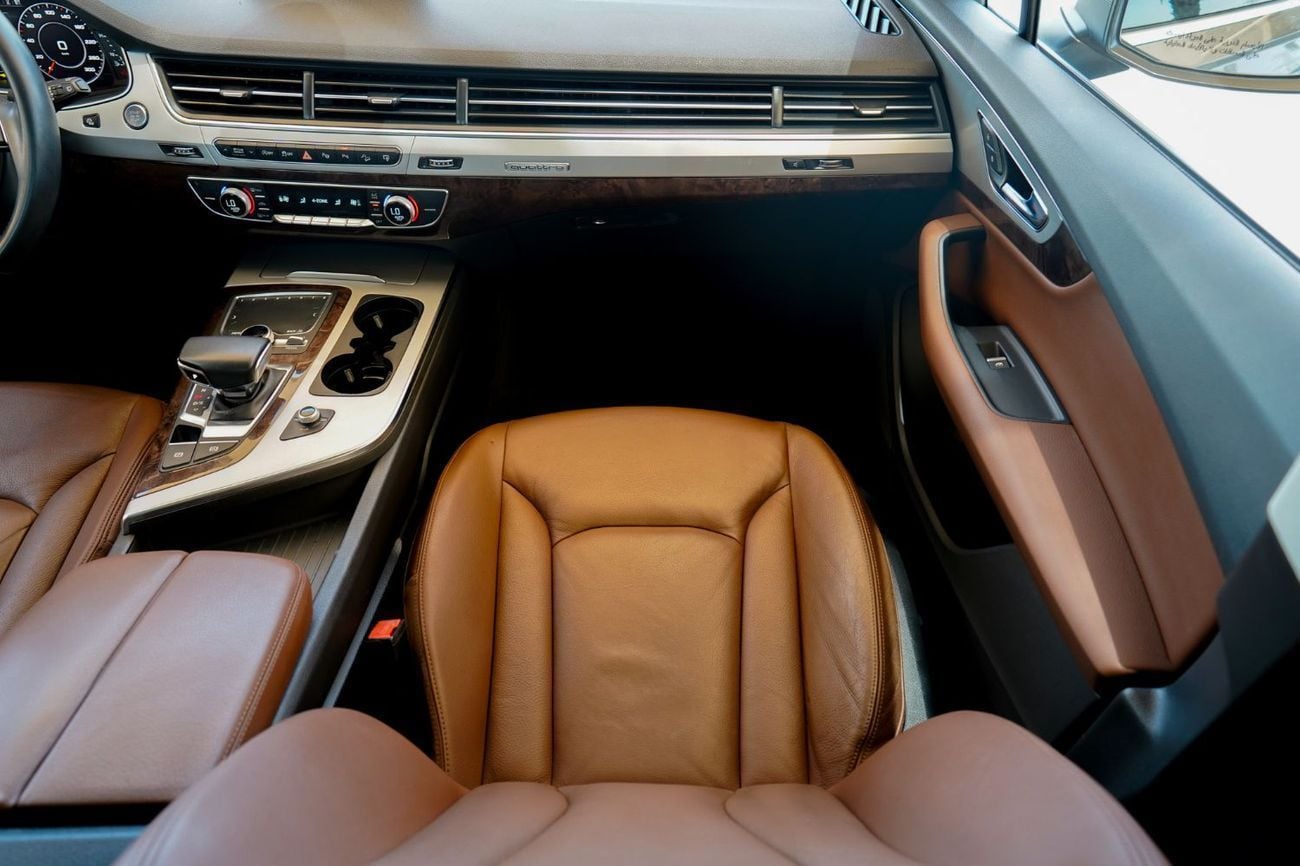 Audi Q7 45 TFSI quattro 3.0L