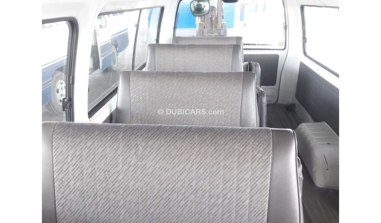 Nissan Caravan Caravan Van RIGHT HAND (Stock no PM 652 )