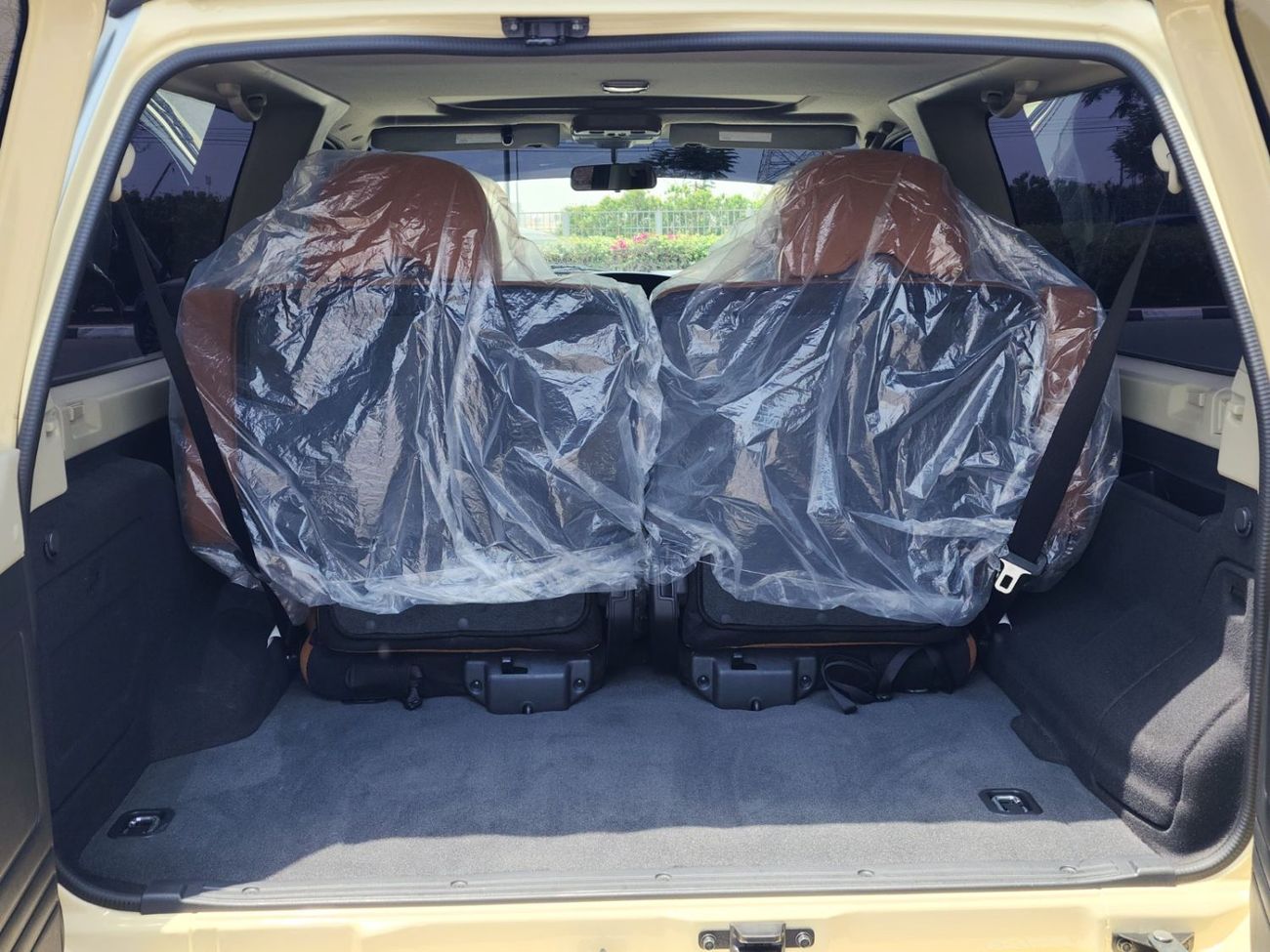 Nissan Patrol Super Safari 2-Doors | Automatic | Slightly Used | Under Official Dealer Warranty | Full Option