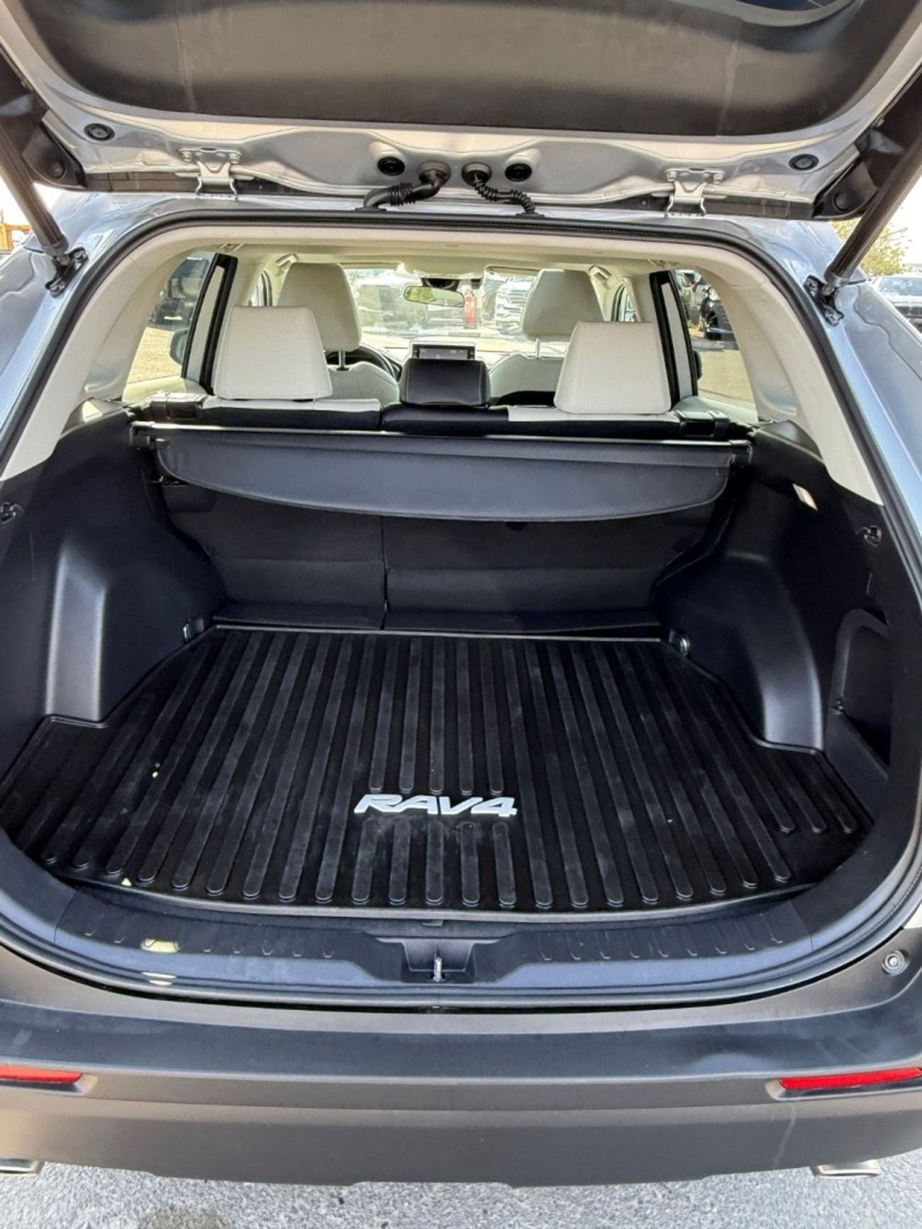 Toyota RAV4 VXR HEV 2.5L (219 HP) AWD