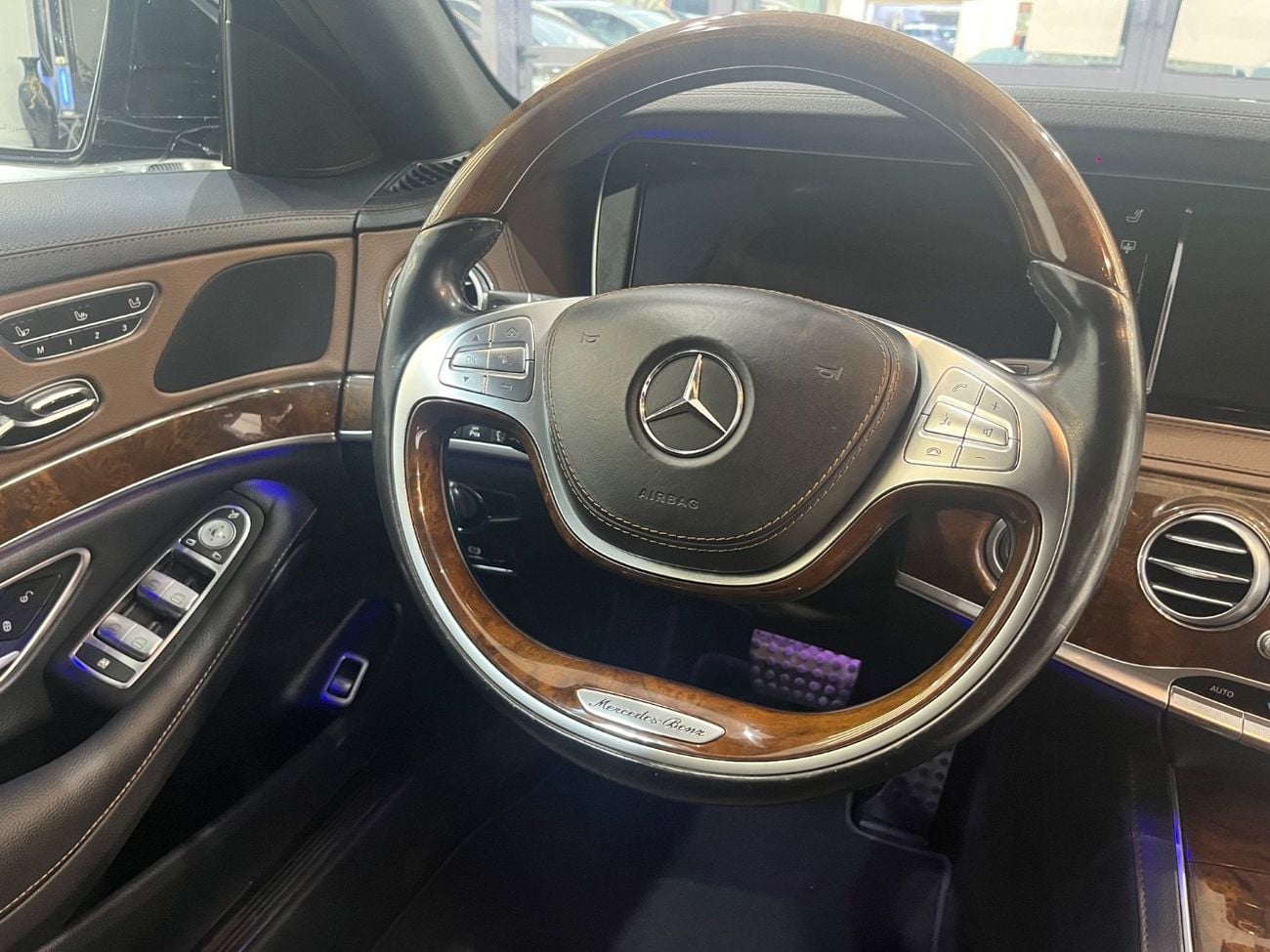 Mercedes Benz S400 STD