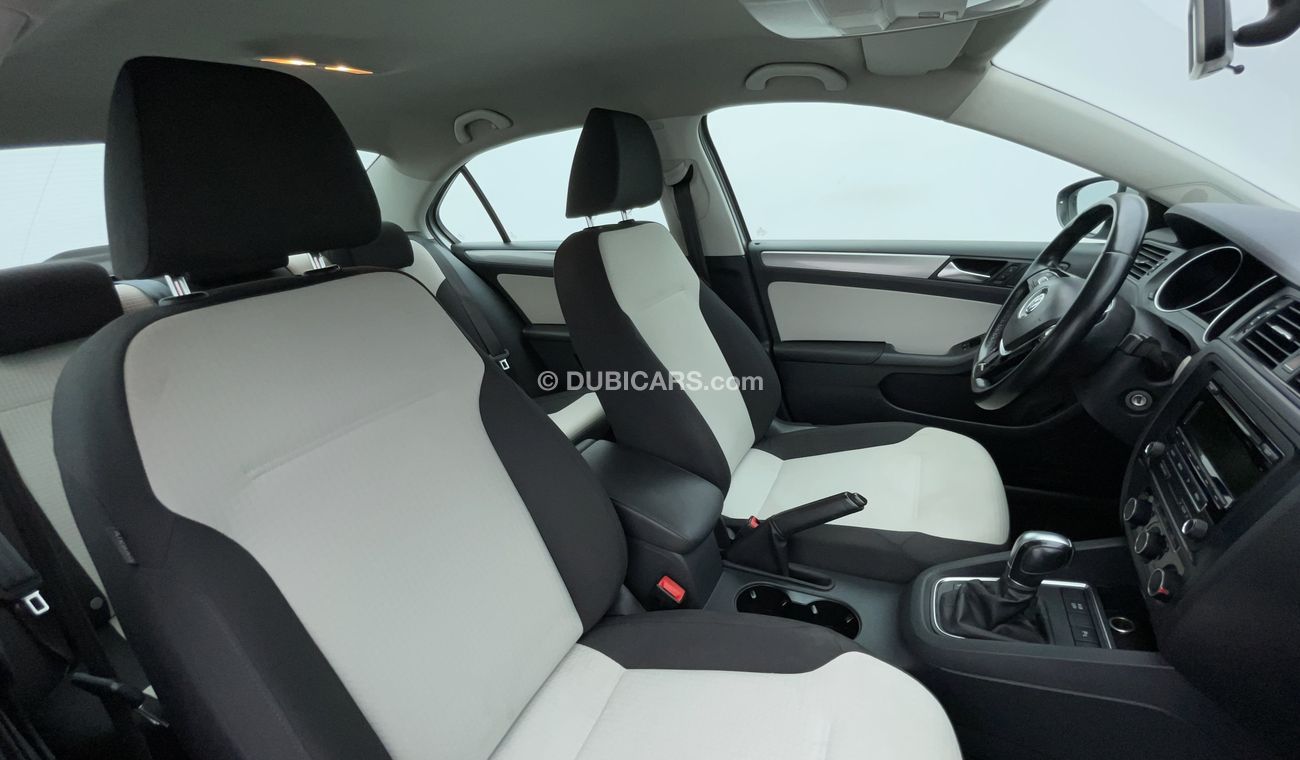 فولكس واجن جيتا TRENDLINE 2 | بدون دفعة مقدمة | اختبار قيادة مجاني للمنزل