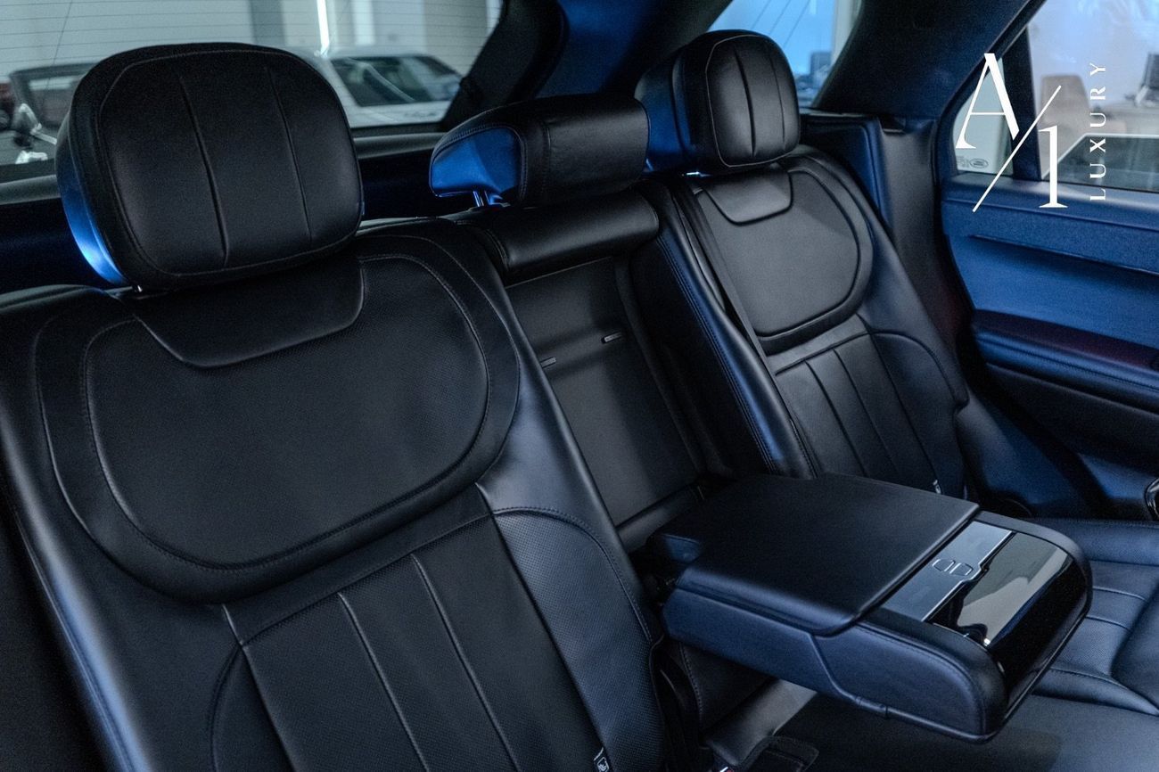 لاند روفر رينج روفر سبورت 2023 Land Rover Range Rover Sport First Edition V8, Full Option, GCC Specs