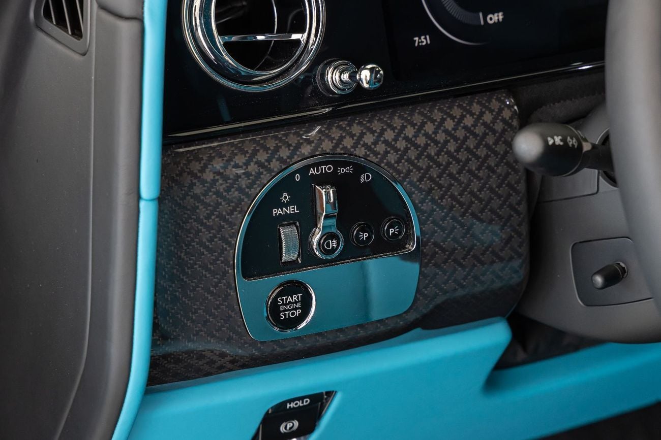 Rolls-Royce Cullinan Rolls Royce Cullinan Black Badge | 2025