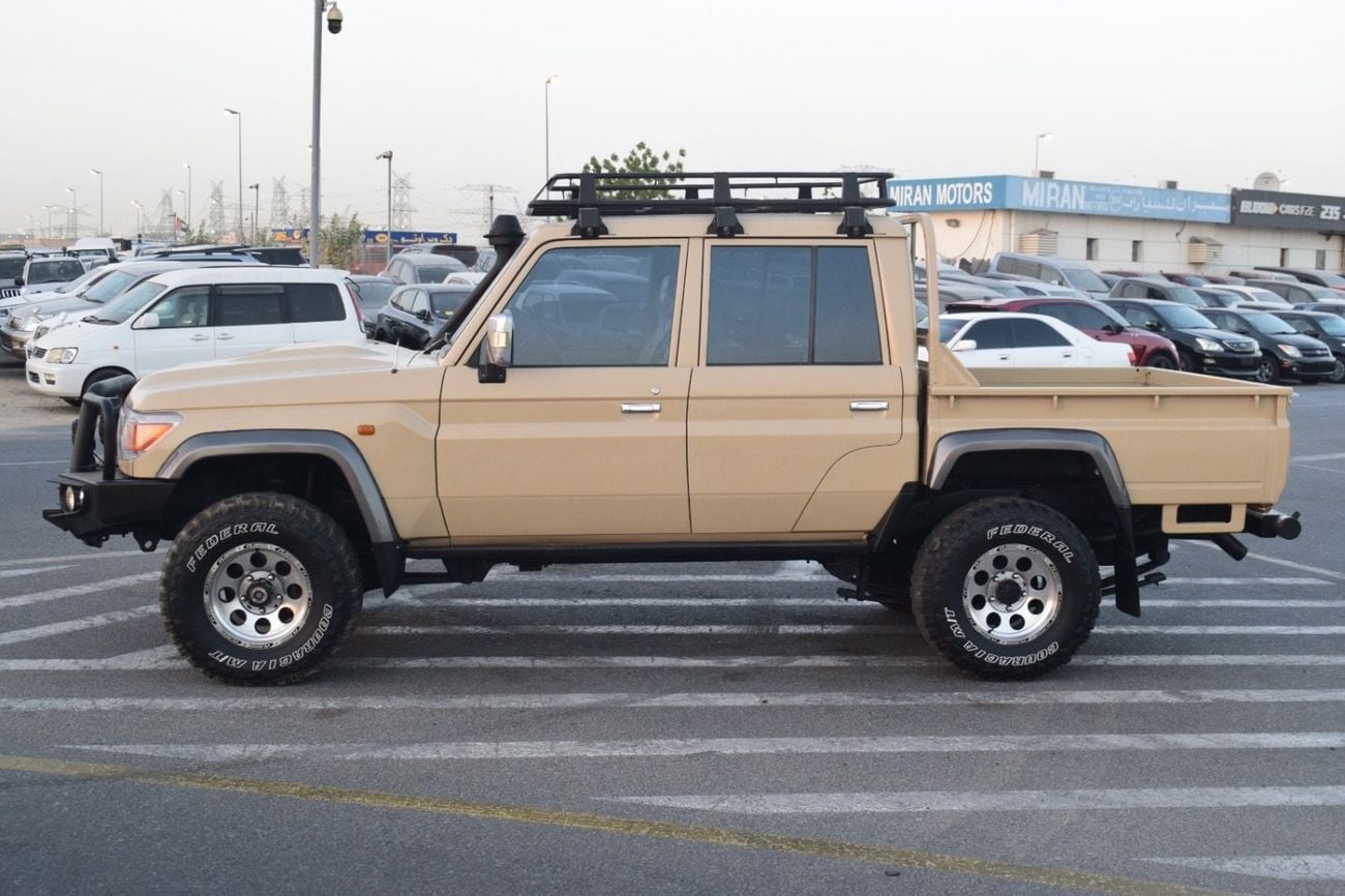 تويوتا لاند كروزر بيك آب Double Cabin 4.5L