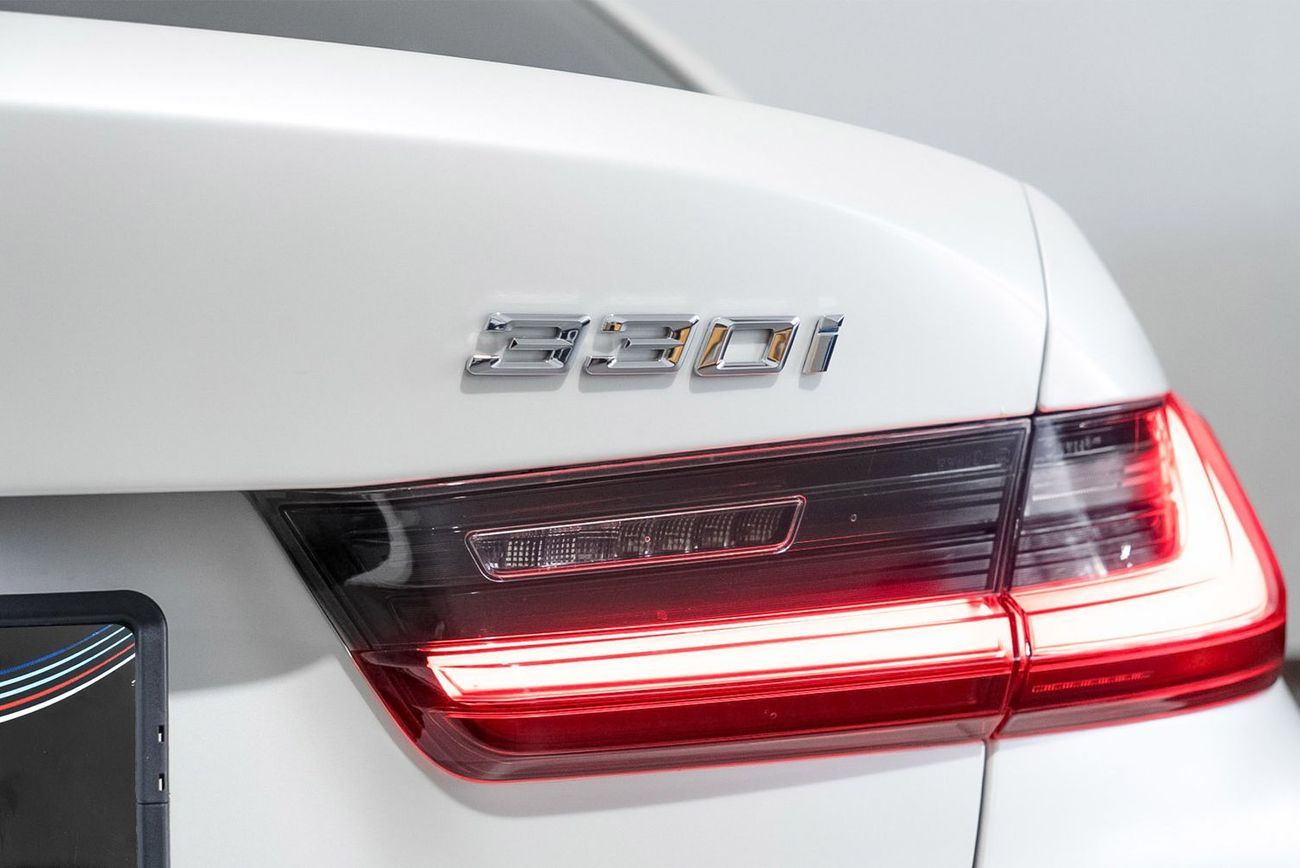 بي أم دبليو 330i 330i M Sport / BMW Warranty & Service Contract